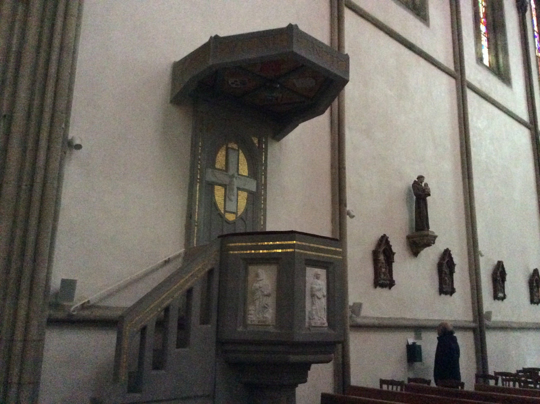 sanctuaire Notre-Dame de la Salette-St-Martin-des-Champs必去景点