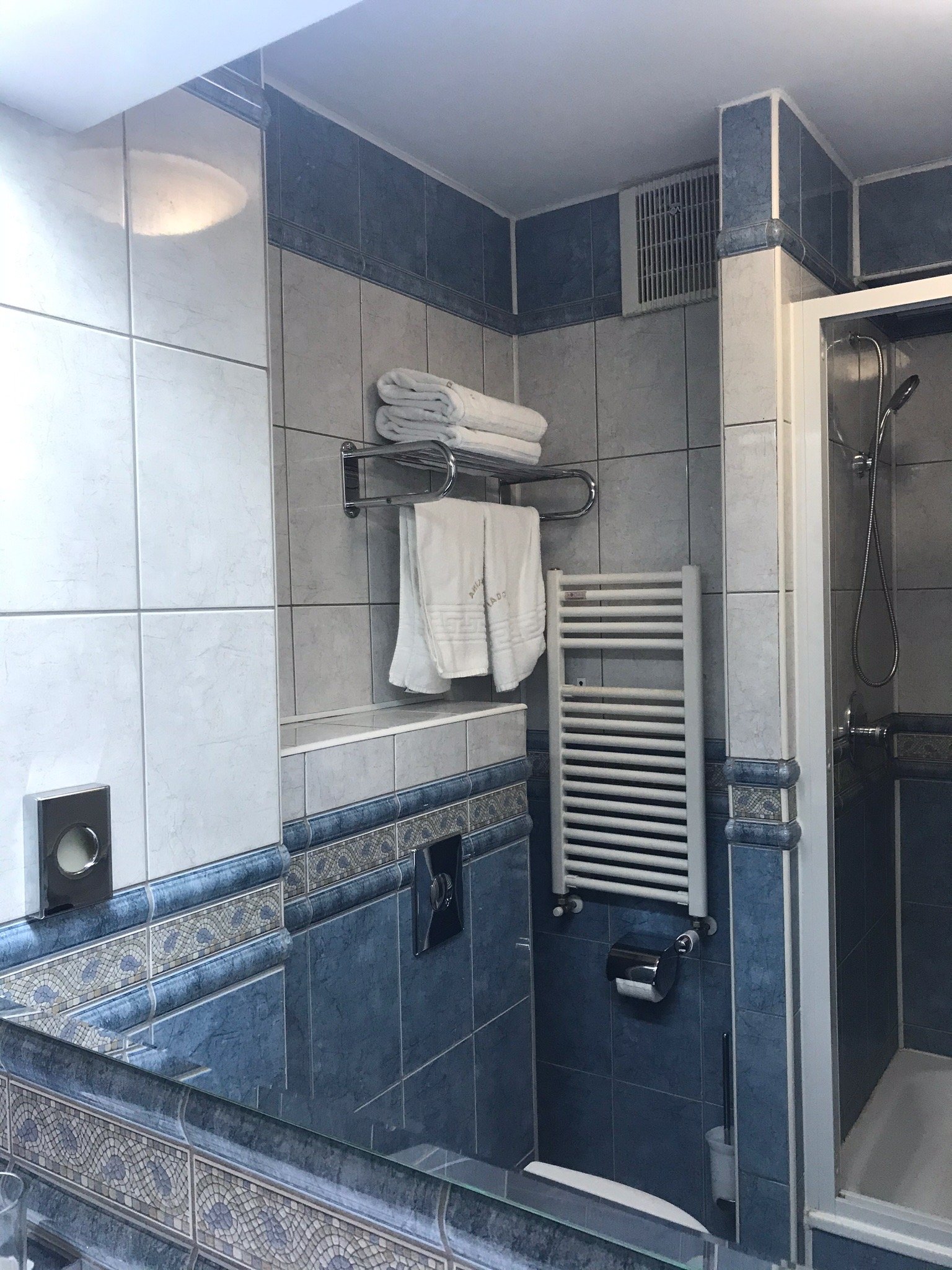 Hotel Iadolina-官方
