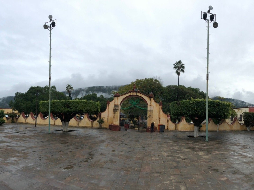 Mision Santiago Apostol-Jalpan de Serra必去景点