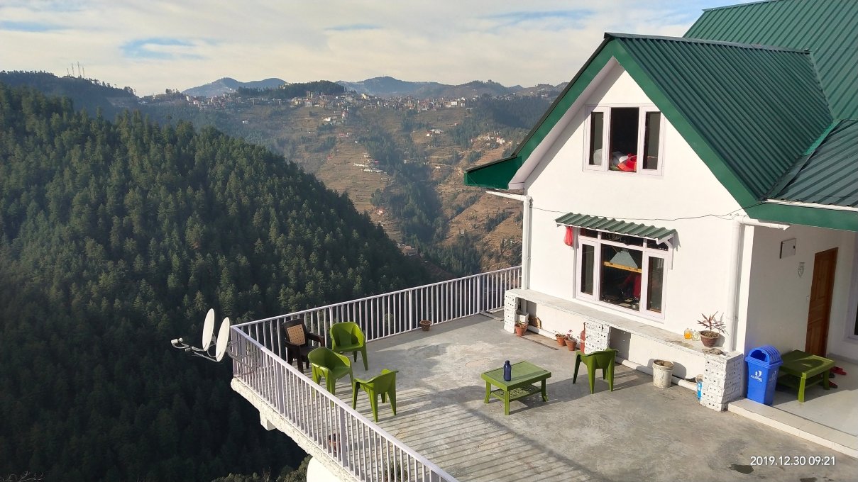 Zostel Homes Theog (Shimla)-浴室