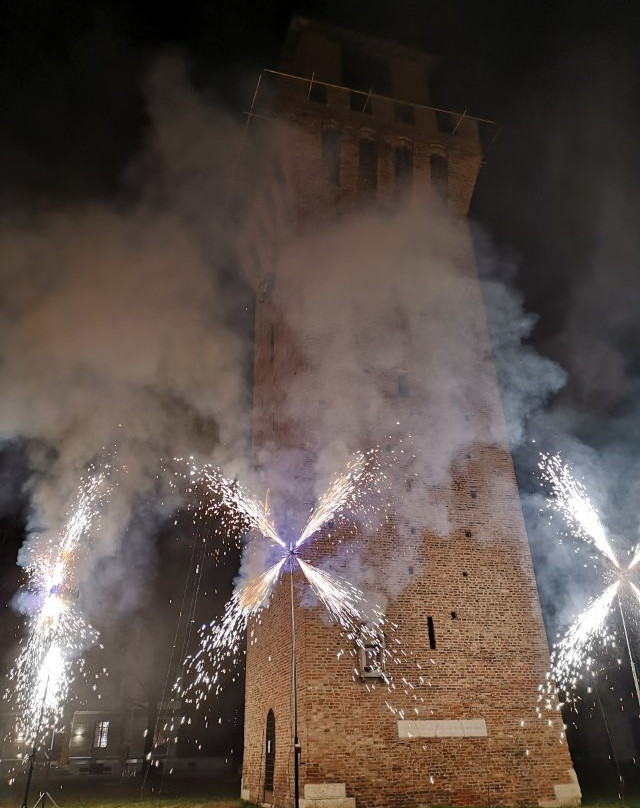 Torre del Castello di Revere景点图片
