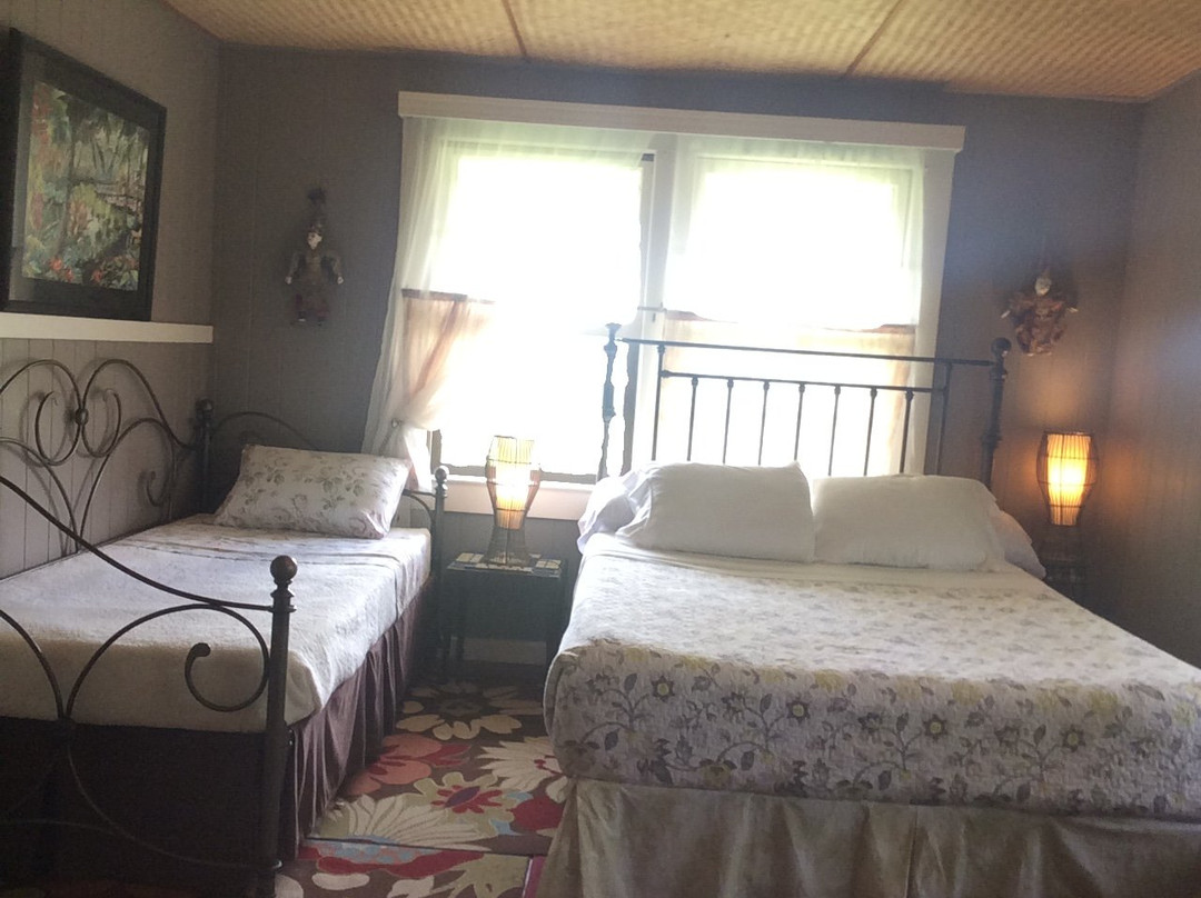 Shaka Shak Garden Inn主图