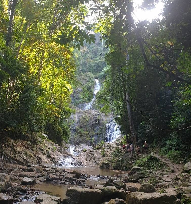 Huai To Waterfall景点图片