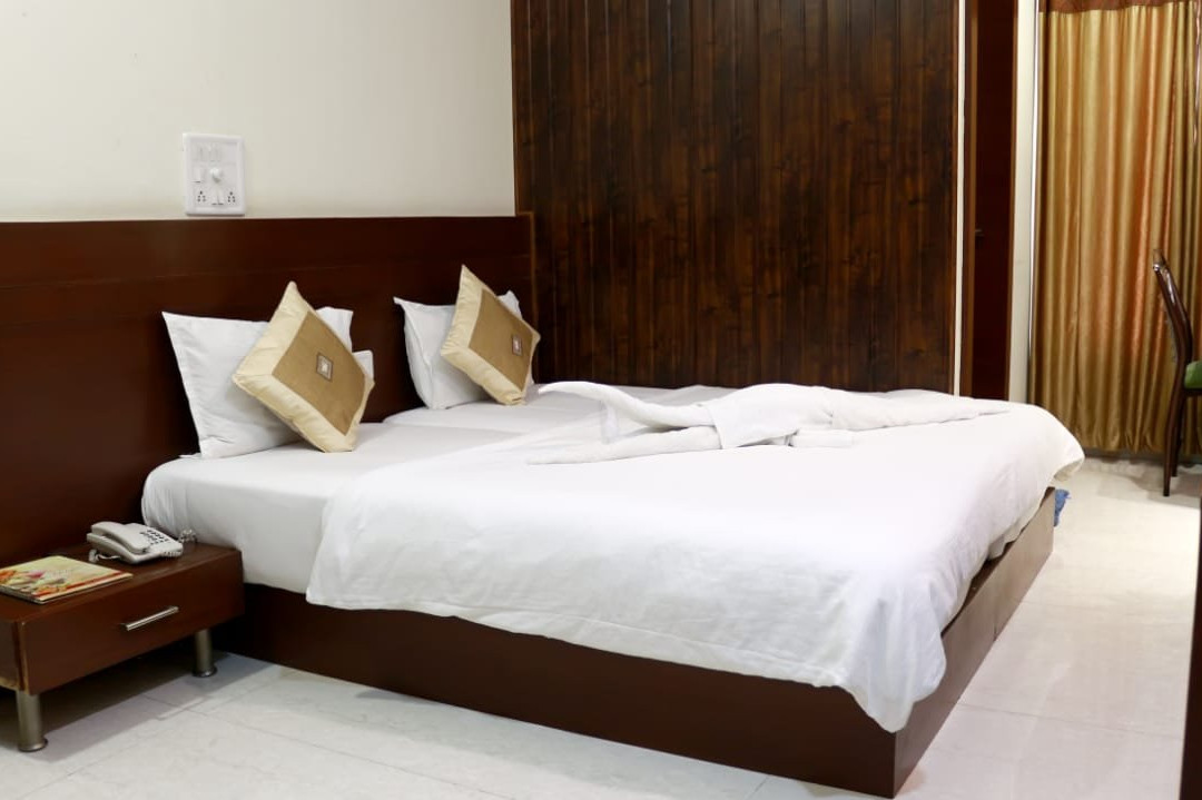 Hotel Shri Khedapati International主图