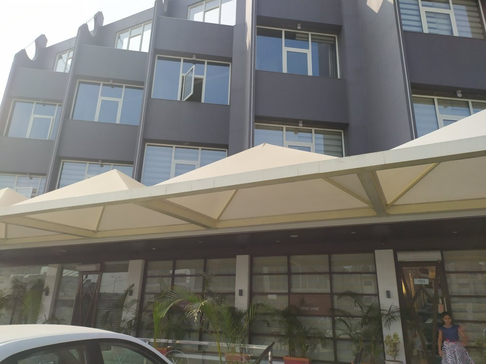 Hotel Way Wait主图