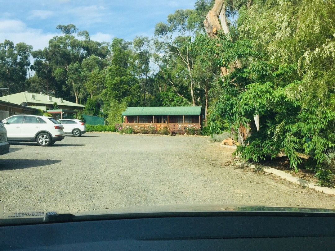 Sanctuary House Resort Motel主图