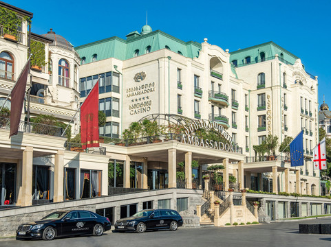 Ambassadori Tbilisi Hotel主图