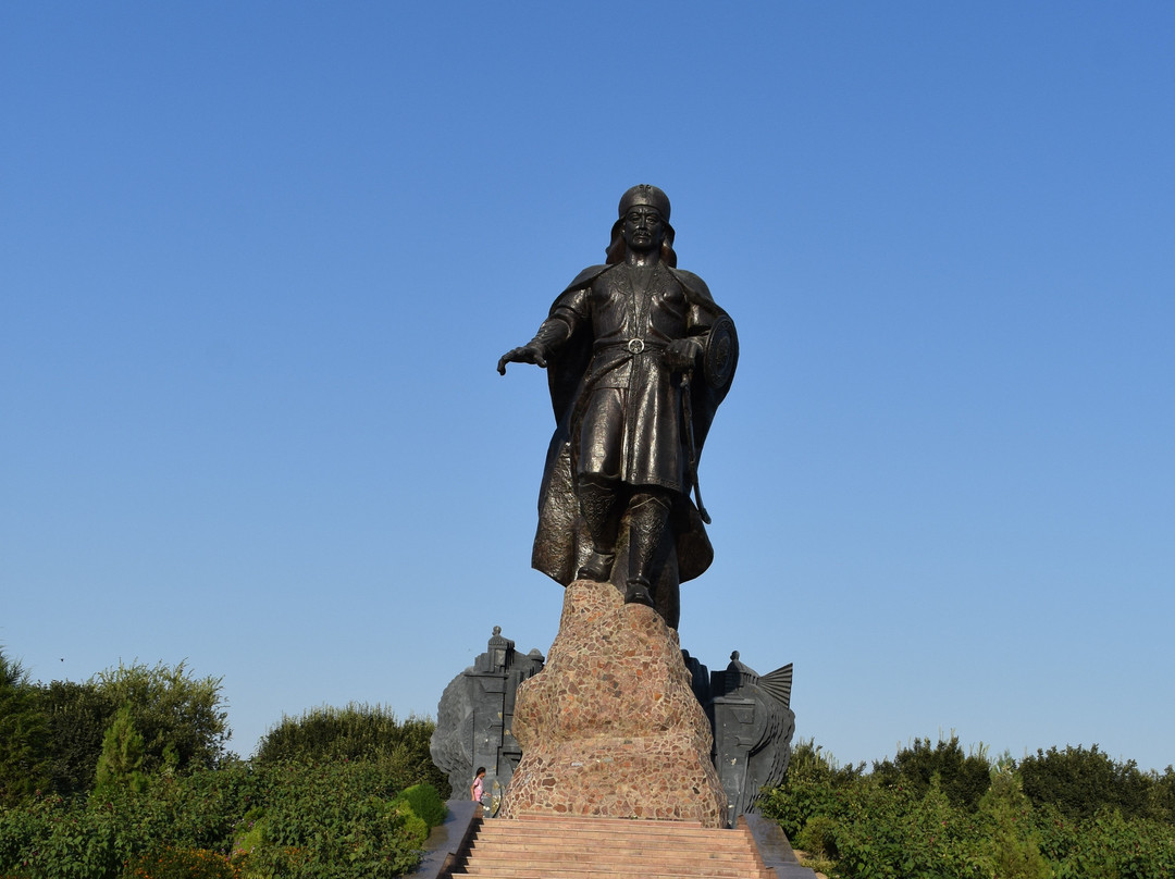 Monument to Jalal ad-Din Mingburnu