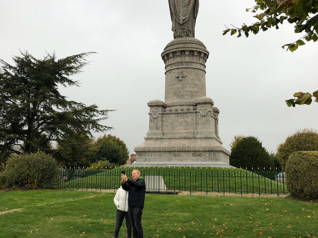 Statue of Pope Urban II景点图片