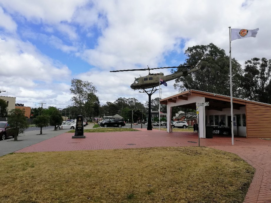 Vietnam Veterans Commemorative Walk景点图片