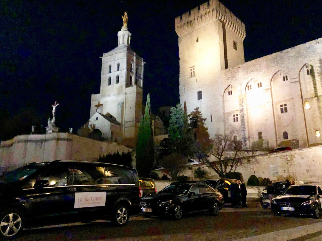 OUIDriver-阿维尼翁必去景点