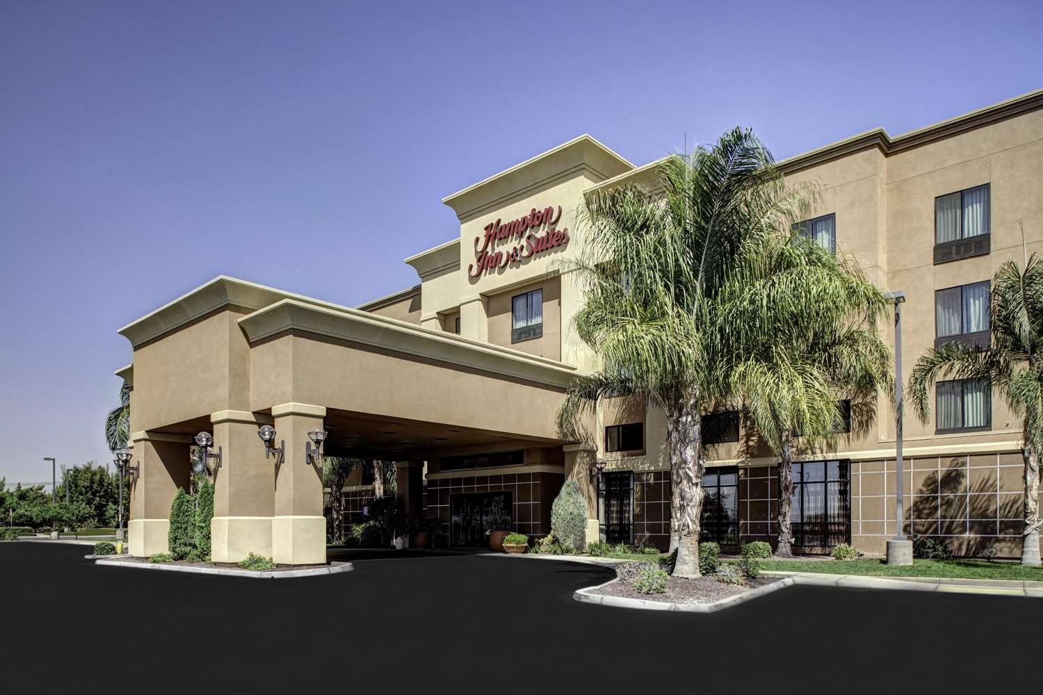 Hampton Inn & Suites Bakersfield/hwy 58-官方