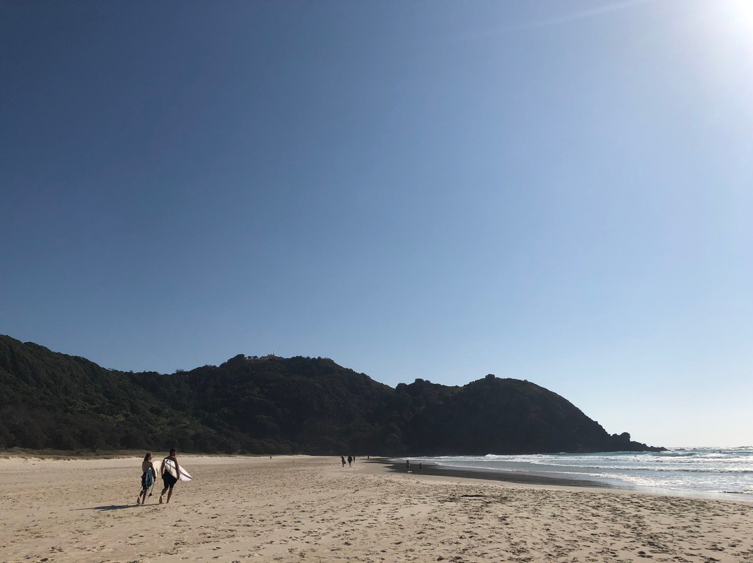 Tallow Beach景点图片