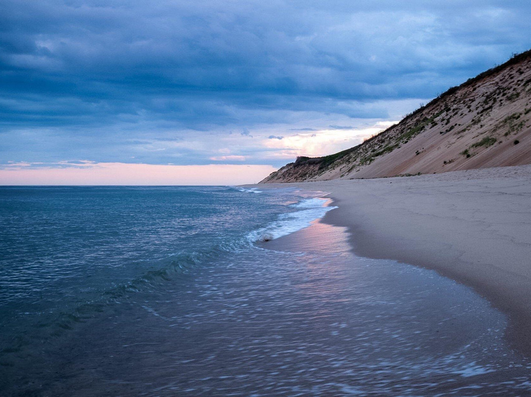 Longnook Beach景点图片