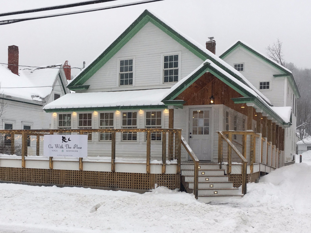 Cavendish旅游景点-Go With The Flow