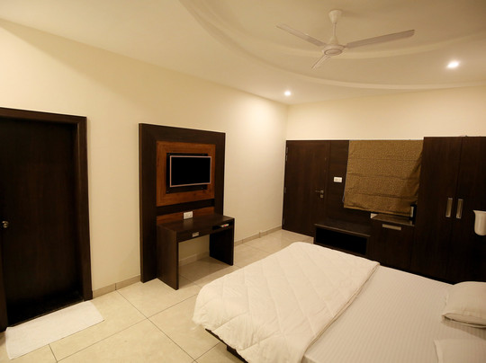 黛维宫酒店主图