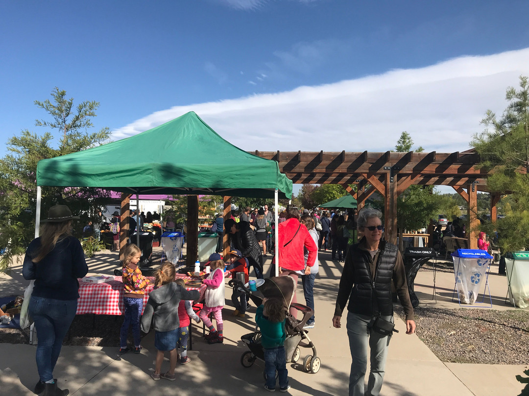 Longmont Farmers' Market景点图片