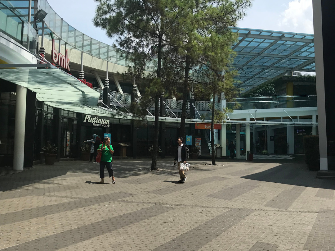 Cihampelas Walk Shopping Mall-万隆必去景点