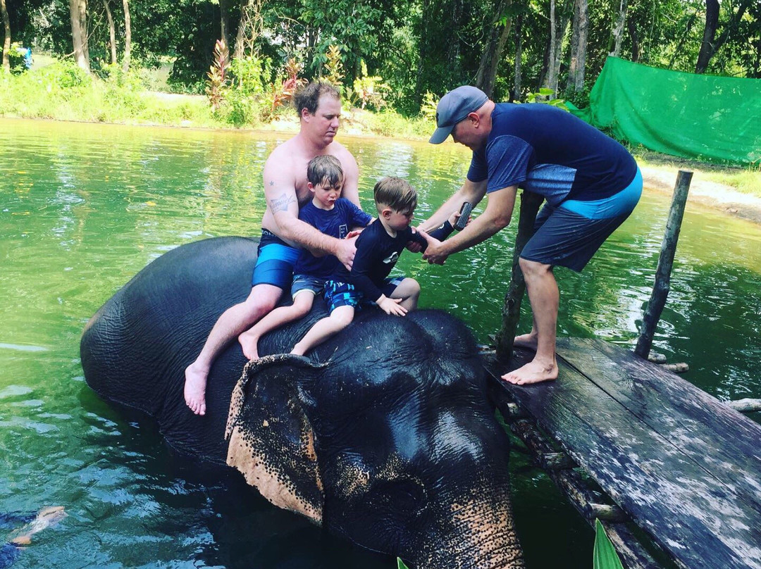 Tongdee Elephant Camp-Bang Muang必去景点