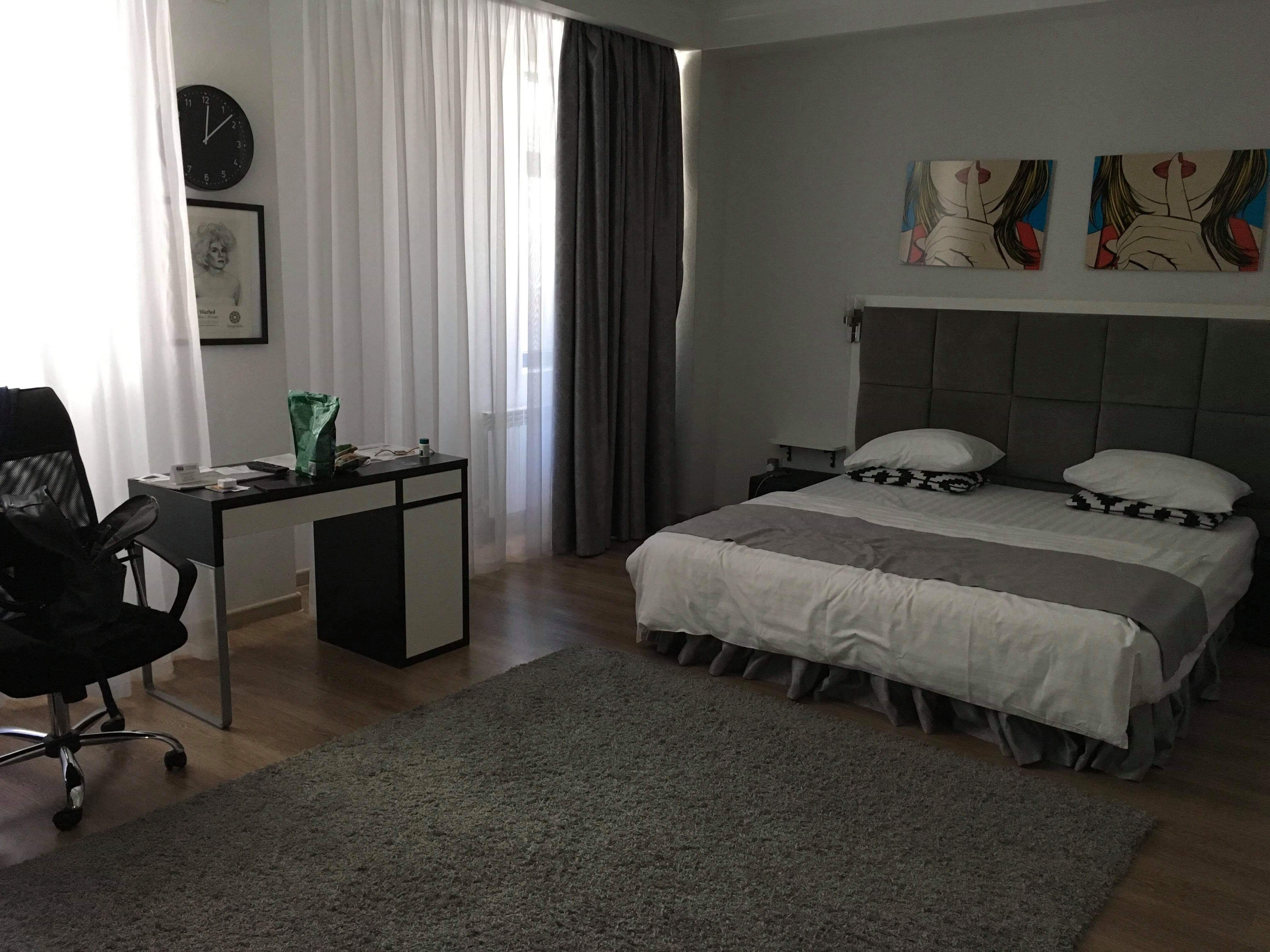 Britanika Hotel-官方