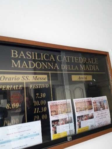 Basilica Cattedrale Maria Santissima della Madia-莫诺波利必去景点