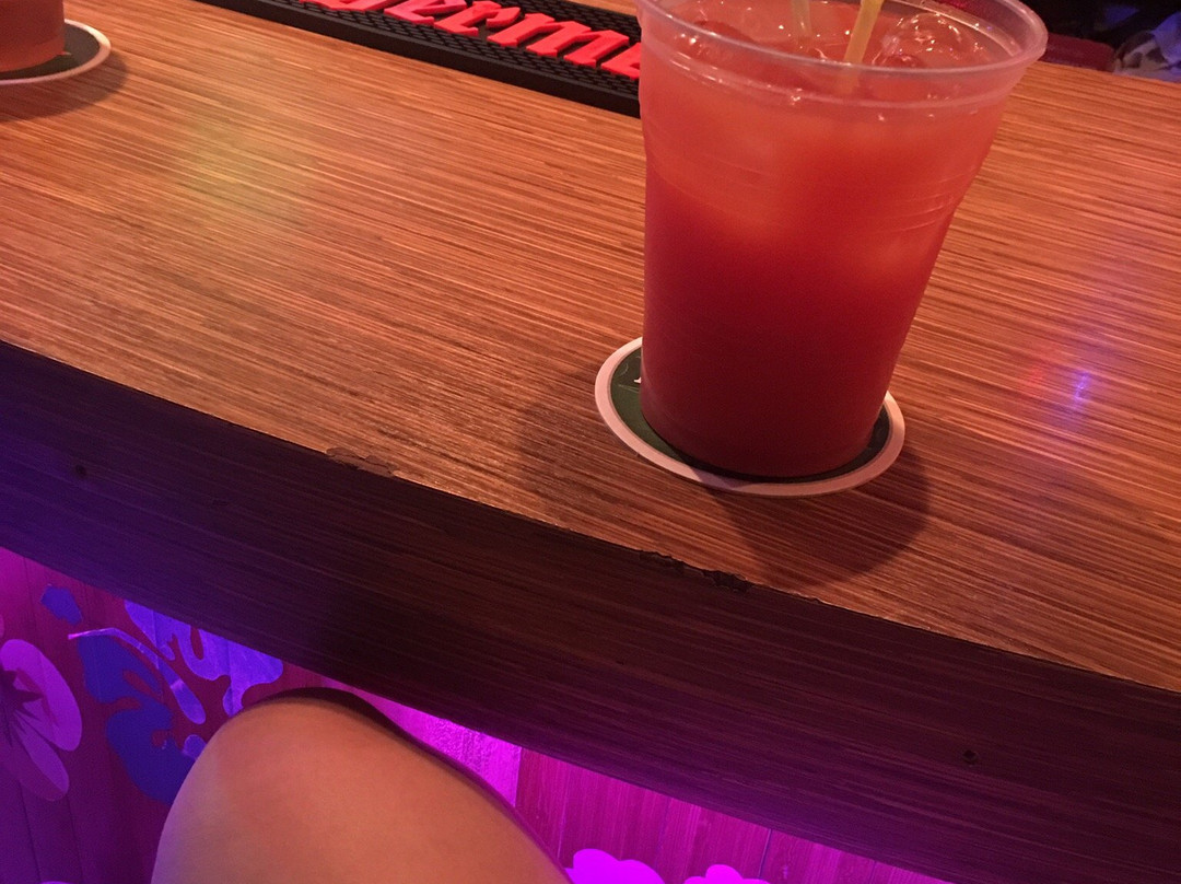 Aloha Cocktail Bar-Santa Susanna必去景点