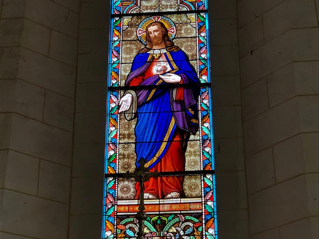 Eglise Saint-Jean-Baptiste-Vivonne必去景点