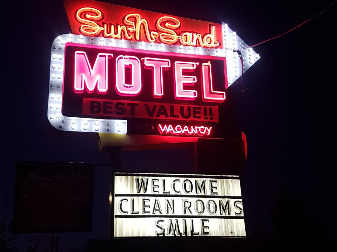 Sun-n-Sand Motel主图