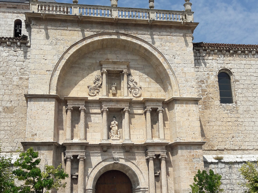 Iglesia Parroquial de la Asuncion-Tudela de Duero必去景点