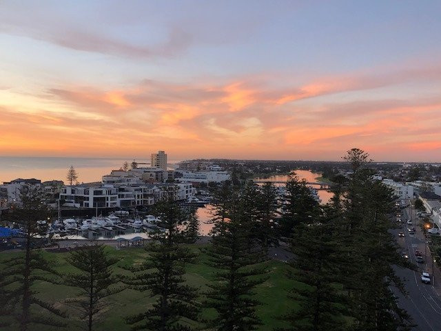 Atlantic Tower Motor Inn主图