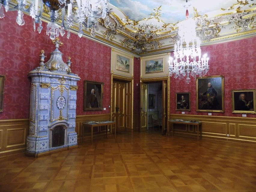 Schloss Philippsruhe-哈瑙必去景点