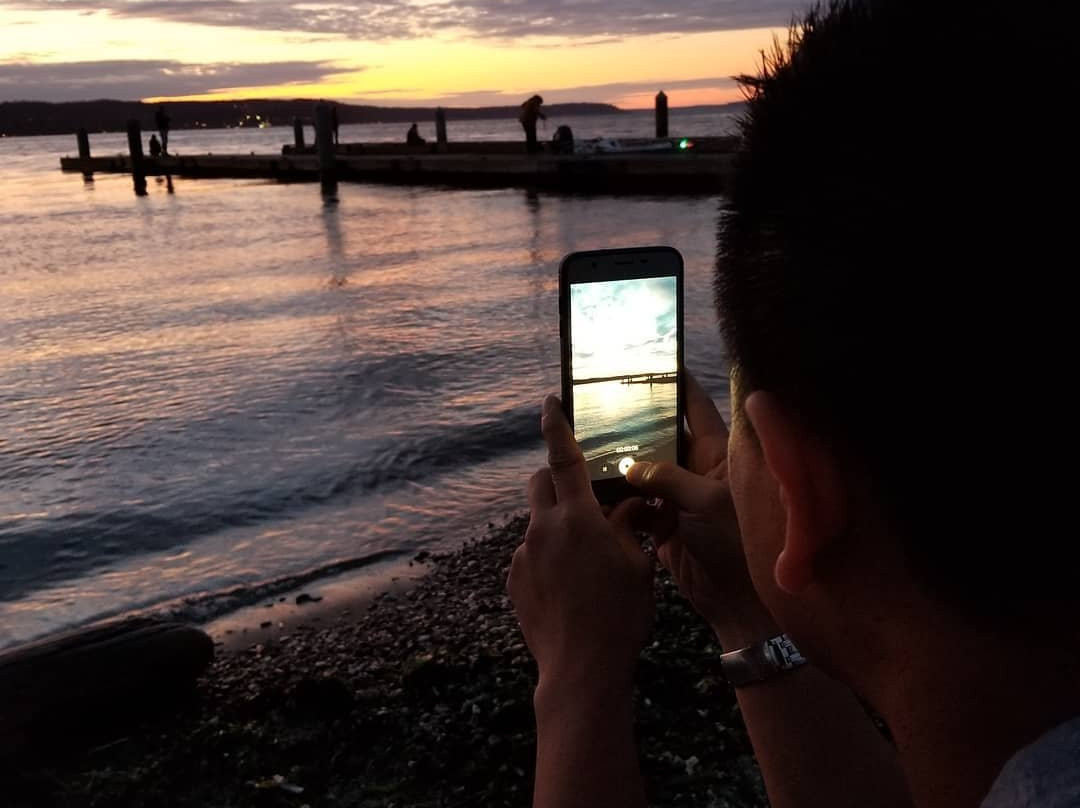 银云客栈酒店-慕基特奥海滨主图