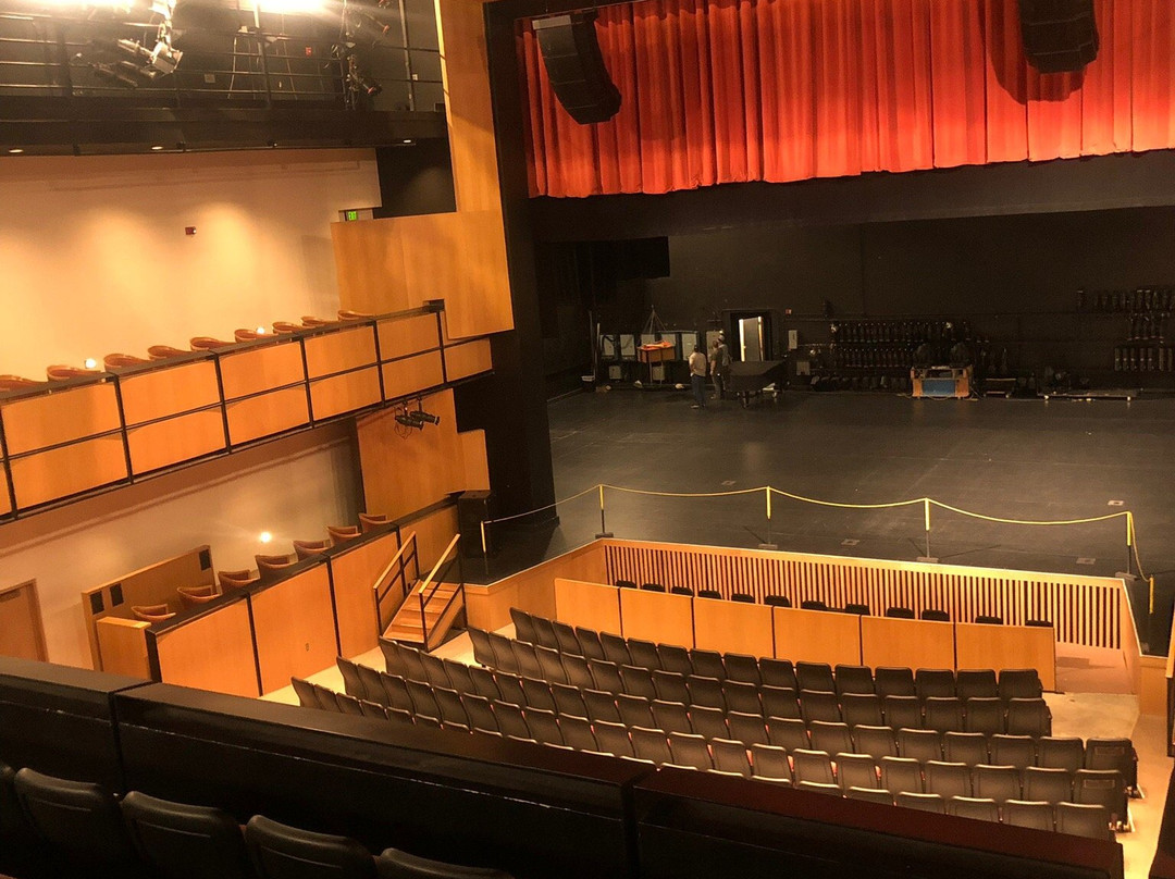 Spencer Theater for the Performing Arts-鲁伊多索必去景点