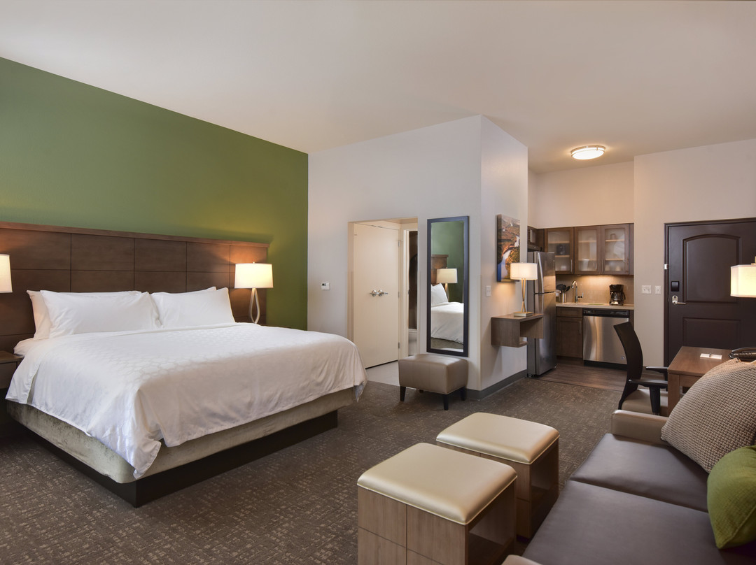 Staybridge Suites Wisconsin Dells - Lake Delton by IHG主图