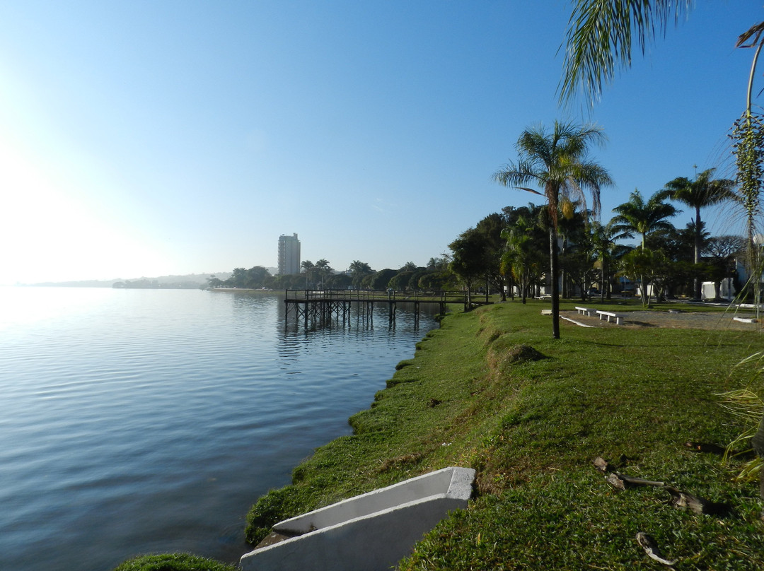 Beira Lago景点图片