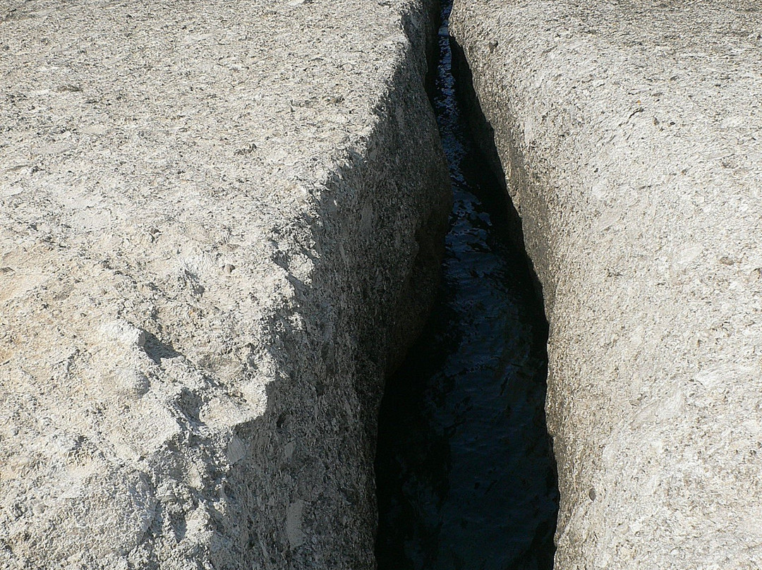 Papafragas Cave-米洛斯岛必去景点