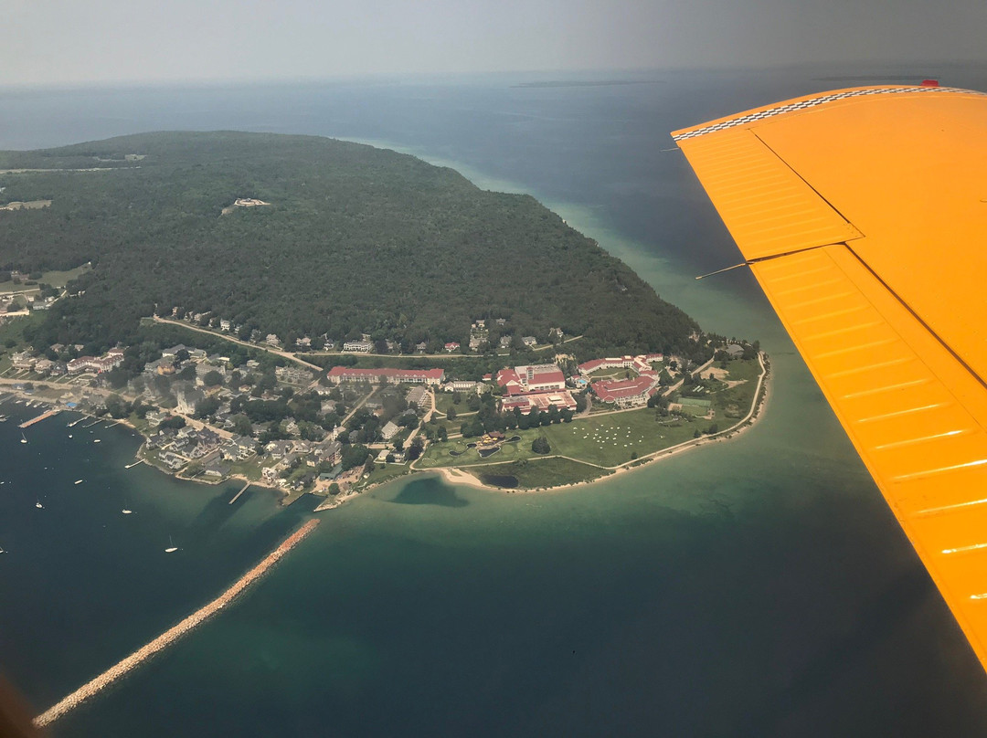 Great Lakes Air景点图片