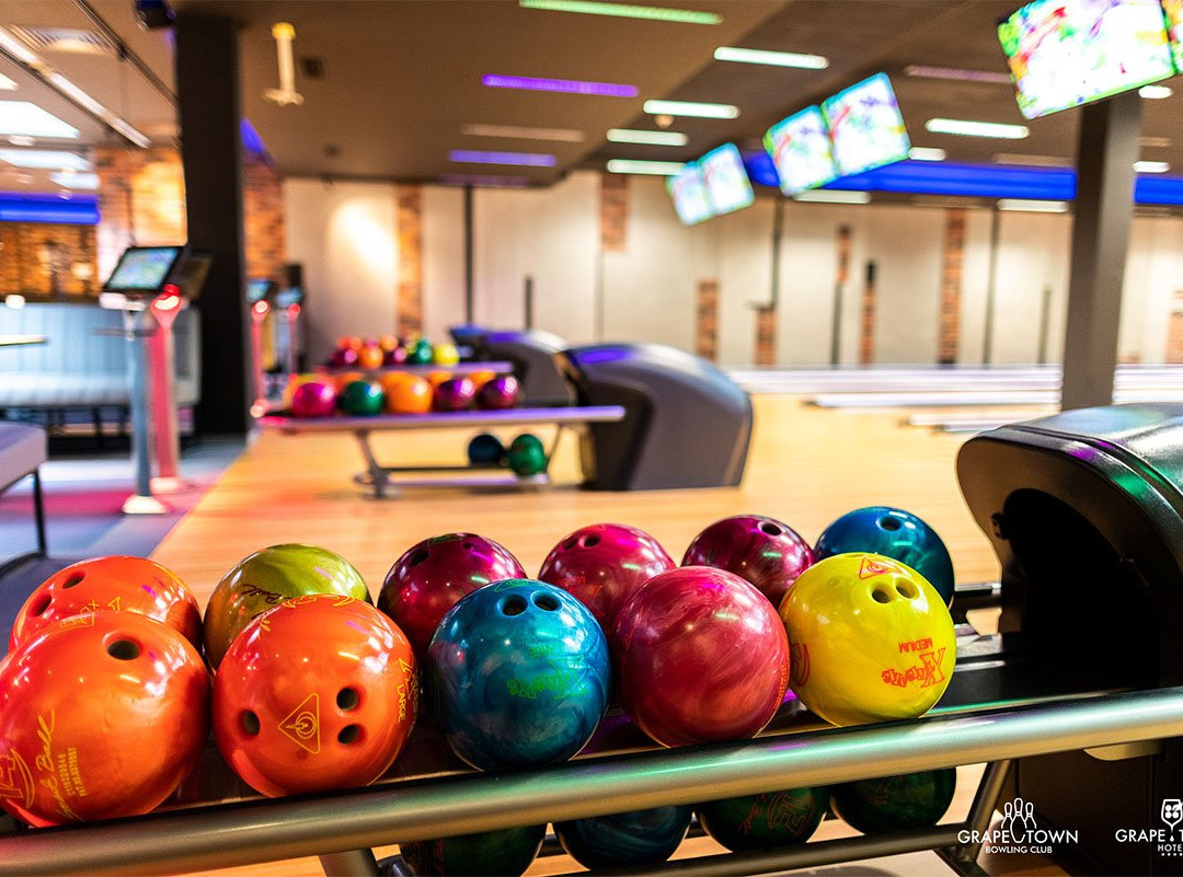 Hades Sport Pub & Bowling景点图片