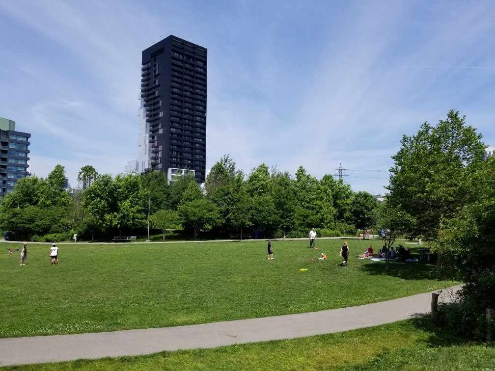 Corktown Common-多伦多必去景点