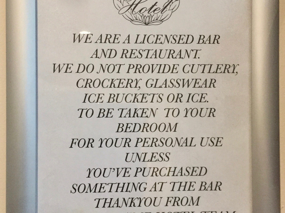 Admiralty Hotel & Restaurant主图