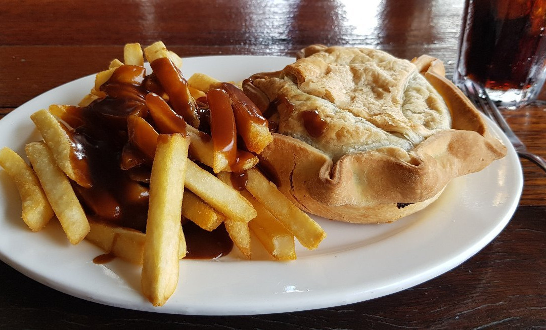 Pinnacle Hotel主图