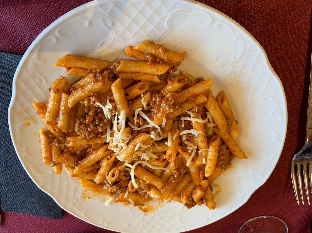 Bellvis餐馆和美食-Vinyes del Mig