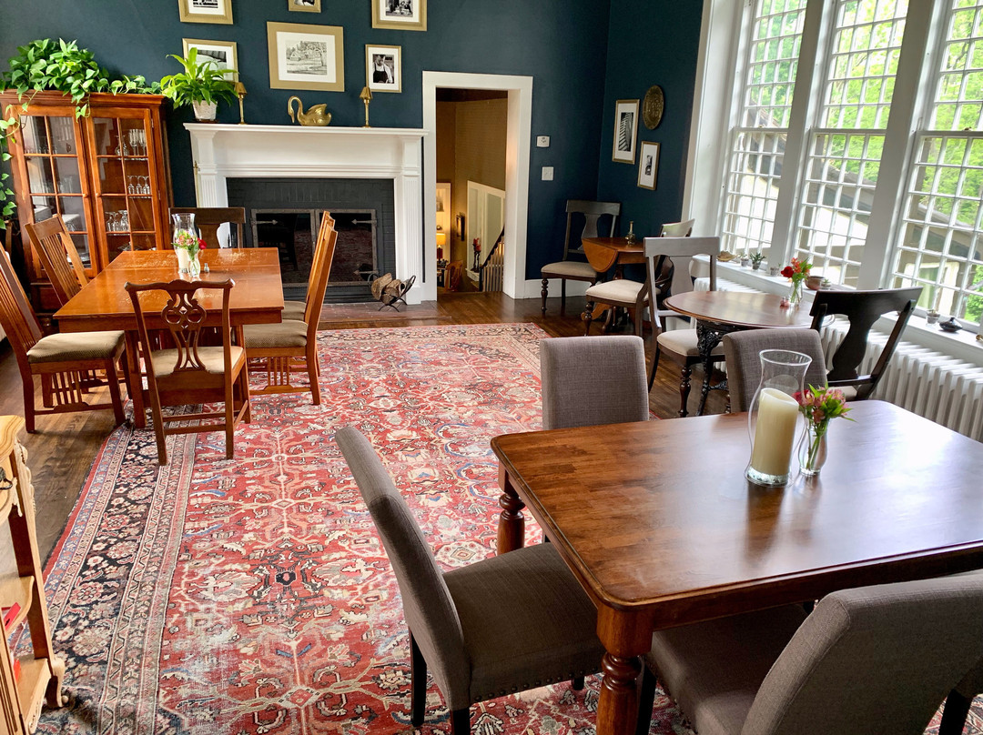 Hillbrook Inn & Spa主图