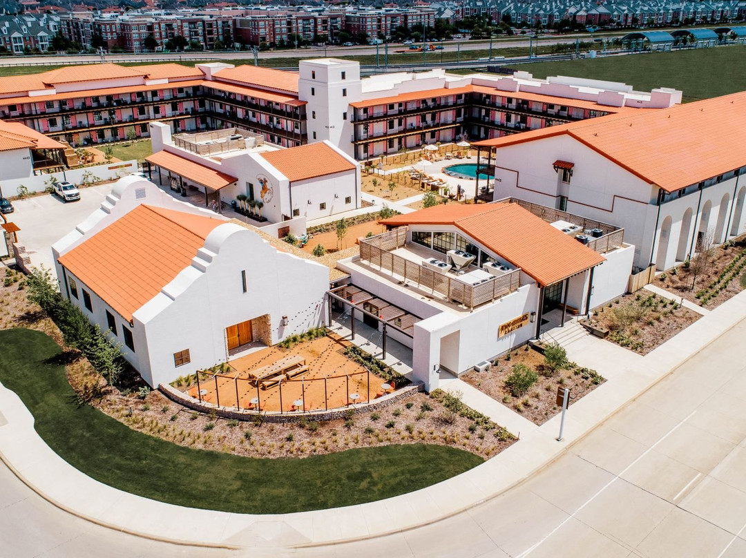 Texican Court, Valencia Hotel Collection主图