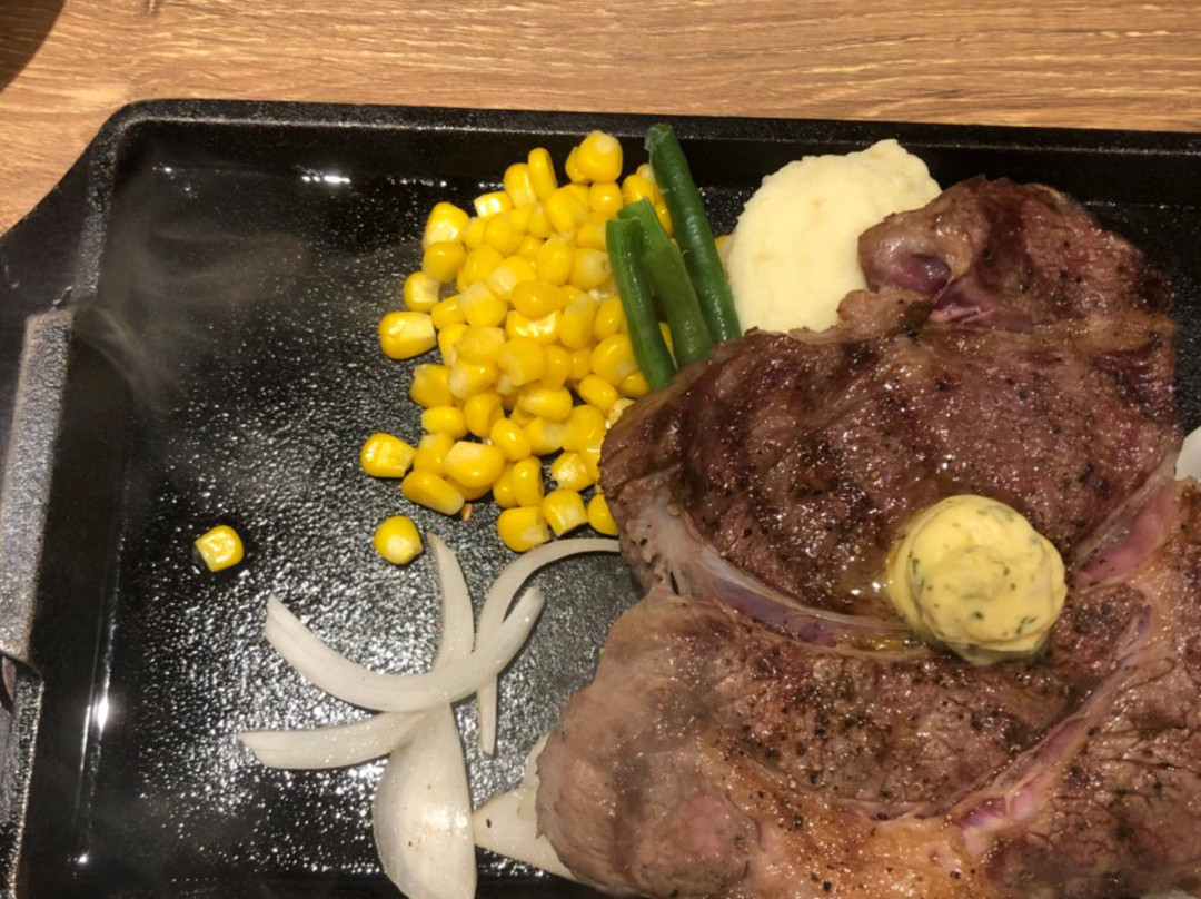 カミナリステーキ 高円寺南口駅前店