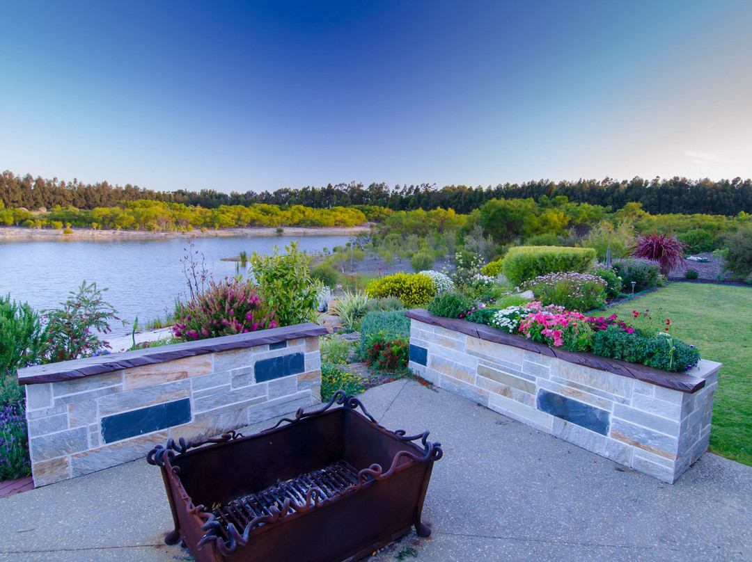 Charlie Bravo Accommodation主图