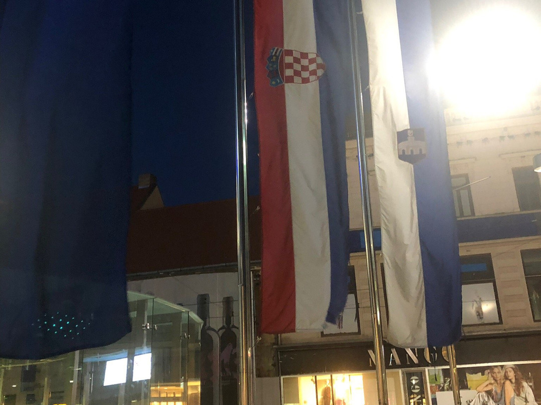 Ante Starčević Square景点图片