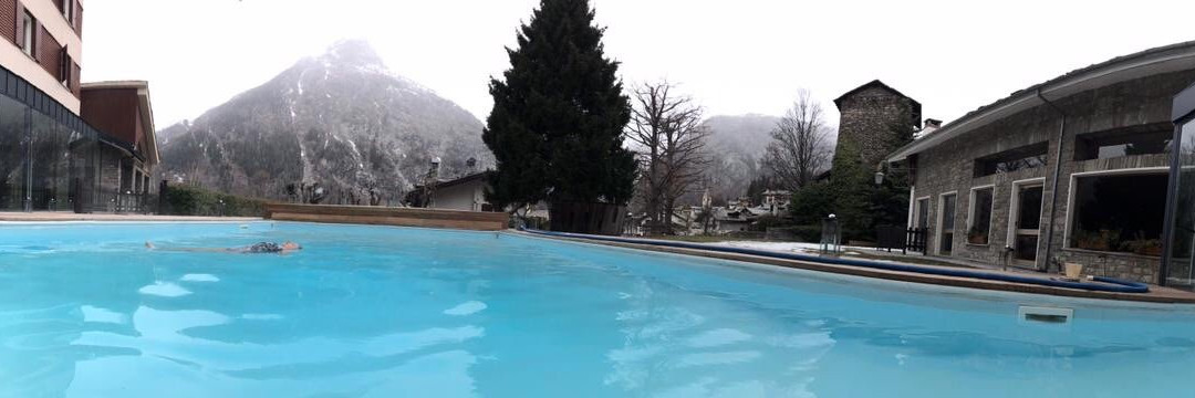 科马约尔酒店主图