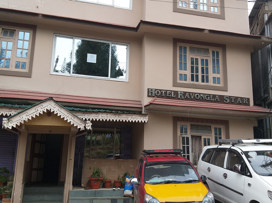 Hotel Ravongla Star主图