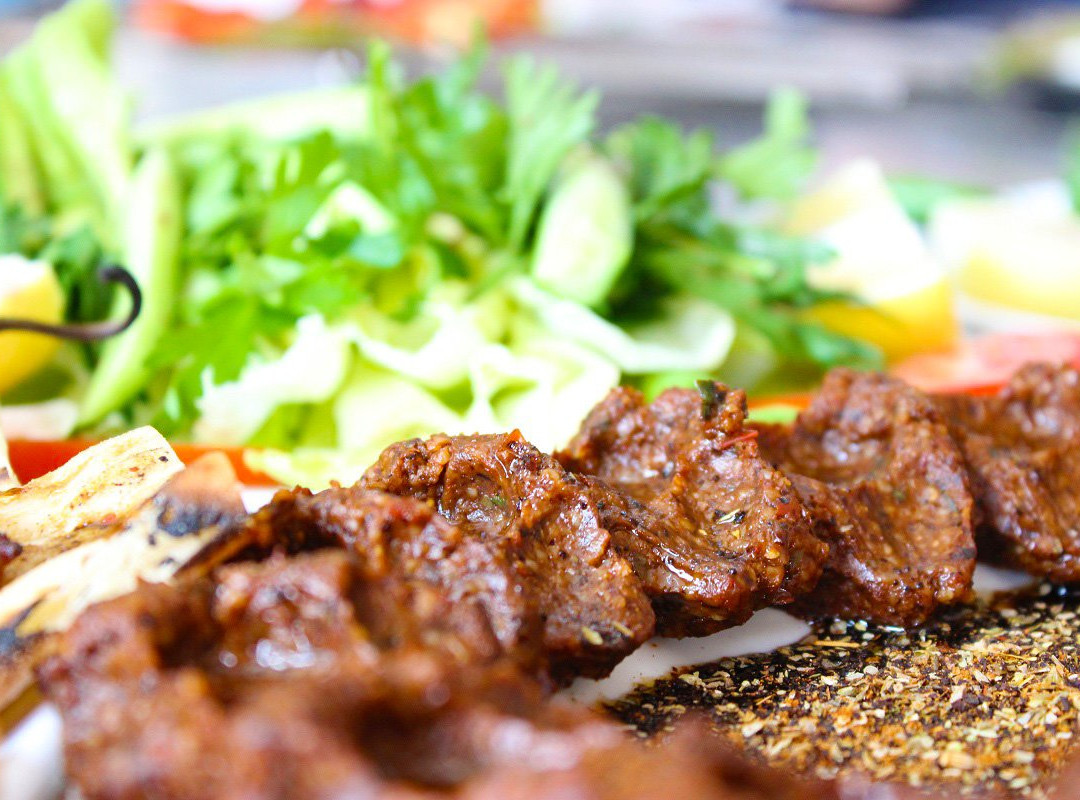 Adana餐馆和美食-Eyvan Kebap